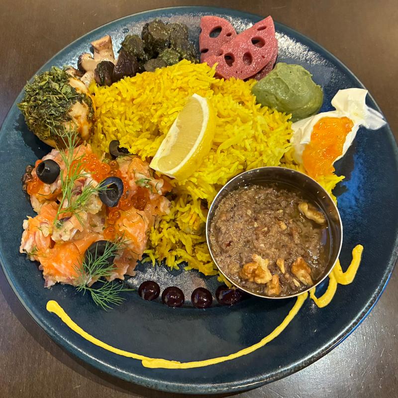 フレンチビリヤニ（クリスマスプレート）(エムカッセ)