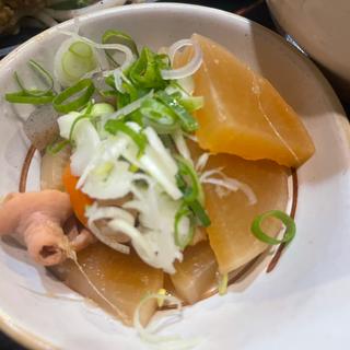 モツ煮(武州うどんあかね&みどりダイニング)