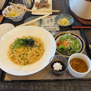 明太子とイカのクリームスパゲッティ