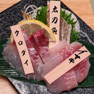 鮮魚三種盛り(とびっきり鮮魚 鹿島田酒場)