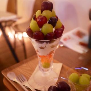 ミックスパフェ(グレープショップココロ)