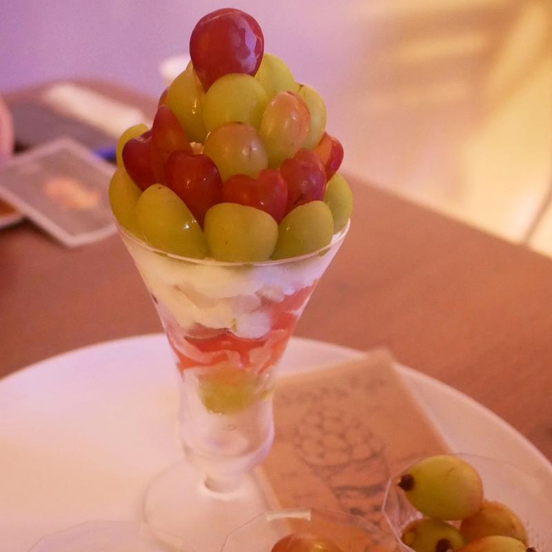 葡萄3種のパフェ(グレープショップココロ)