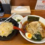 中華チャーシューメンと半チャーハンセット(麺や卯)