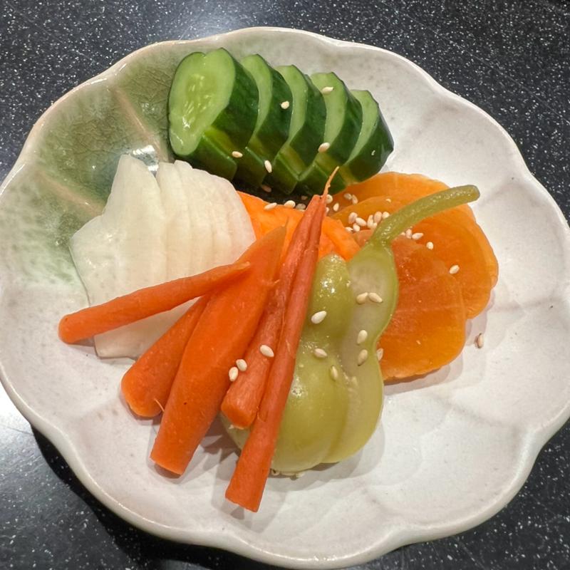 お新香盛り合わせ(すし 魚游 関内駅前店)