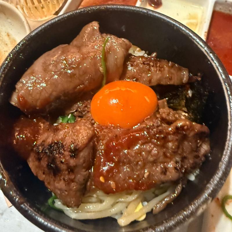 ざぶとんの焼きすきビビンパ(東京焼肉 平城苑 浅草総本店)