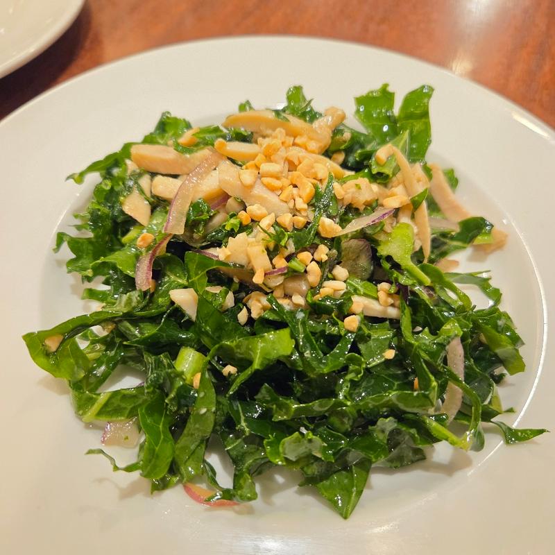 ケールサラダ(ロイヤルホスト南薬院店)