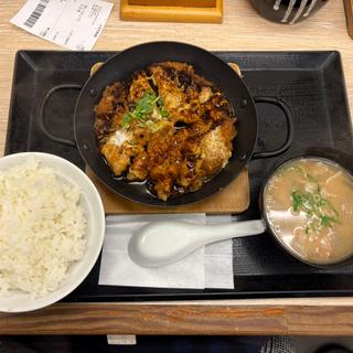 豚ロース天とチキンカツ定食