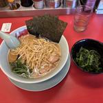 味噌ネギラーメン　ほうれん草