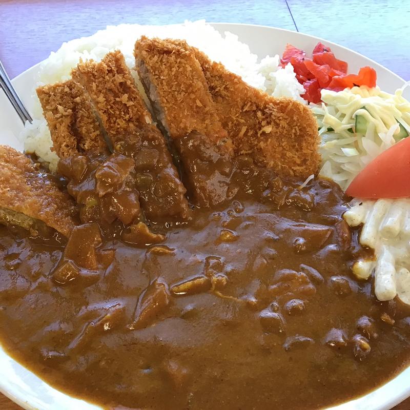 カツカレー(お食事処 一番 真金町店)
