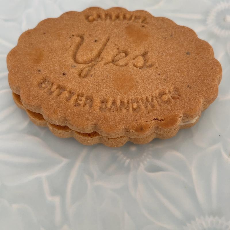 レーズン　キャラメルバターサンドイッチ(ノーレーズンサンドイッチ グランスタ東京店)