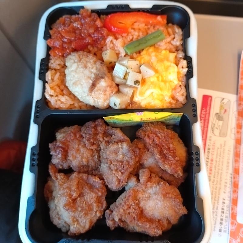 チキン弁当デラックス(駅弁屋 新幹線南乗換口店)