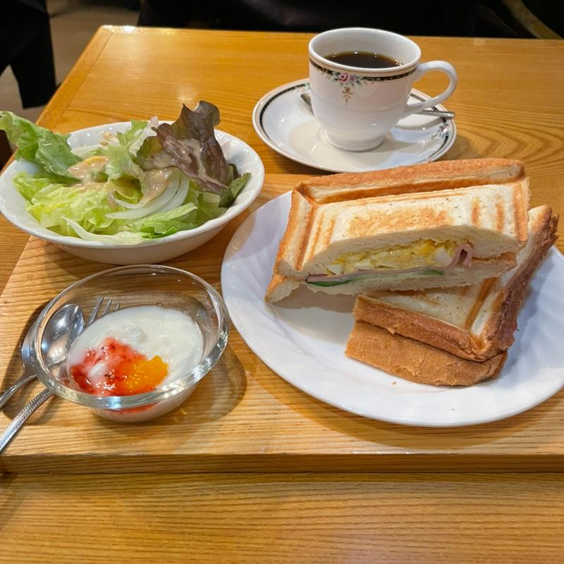 モーニングB（ホットサンド）(ジョイ)