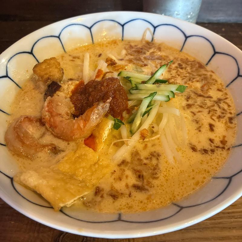 発幸ラクサ(いただきます食堂)