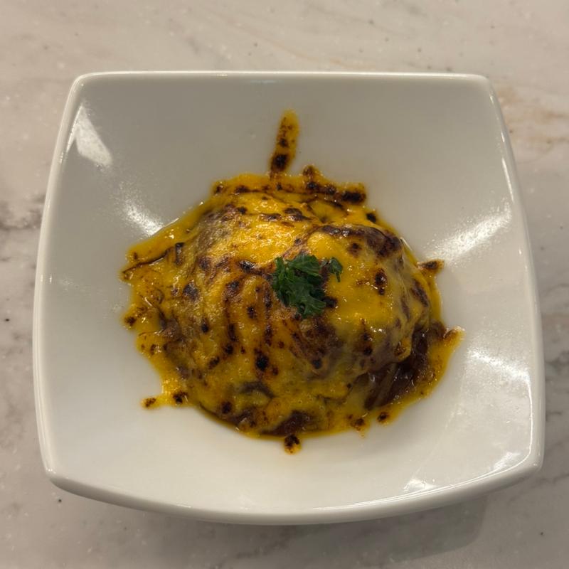 こんにゃく 肉味噌ボロネーゼ　たっぷりチェダーチーズ(赤白 阪急三番街店)