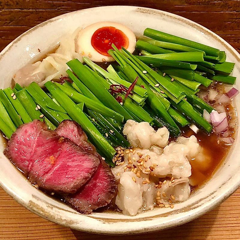 黒毛和牛のもつにらあ(Homemade Ramen 麦苗 )