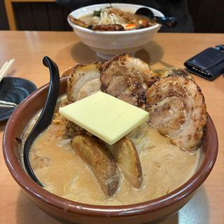 北海道炙りチャーシュー麺(麺場 龍吟)