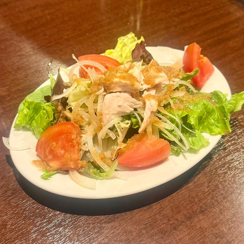 やわらか茹で鶏のすみれサラダ(やきとり家　すみれ 池袋東口店 )