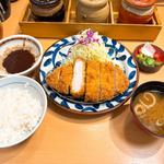 熟成ロースカツ膳180g(厚切りとんかつよし平 岩出中迫店)