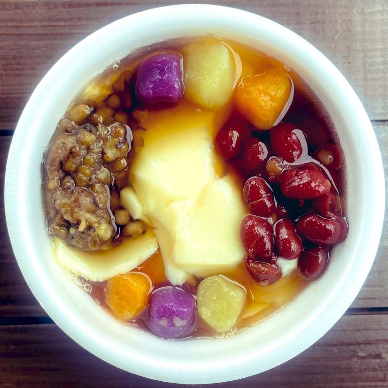 豆花トッピング全部のせ(豆の花)