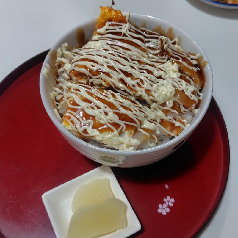 とん平丼スペシャル(たこ社長)