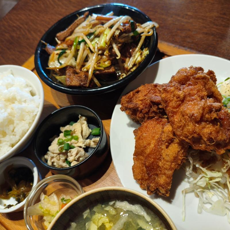 ハーフ＆ハーフ定食(フルカワ食堂 )