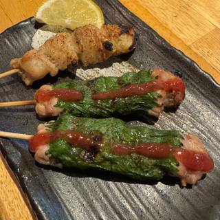 しそ巻き+ぼんじり(やきとりやさんあっ鶏)