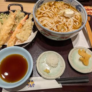 蟹とふぐの冬天ぷらと藪そば(うどん変更＆大盛り)