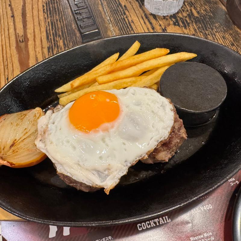 国産牛のビーフ100%ハンバーグ(STEAK JOINT ステーキジョイント)