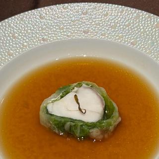 鮟鱇のブレゼスープ仕立て(メインダイニングルーム ル・トリアノン)