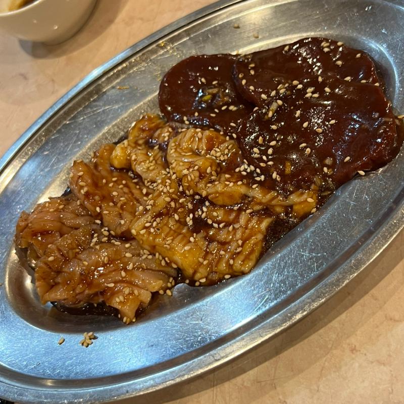 ホルモン盛り合わせ(焼肉ソウル中町)