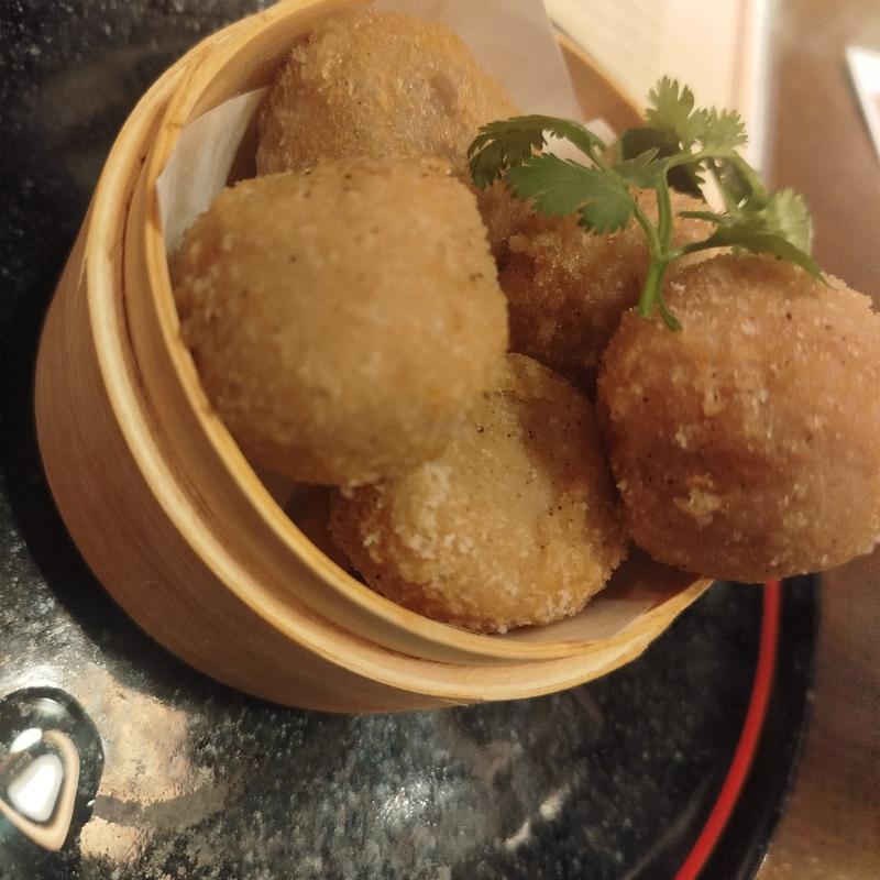 里芋の唐揚げ(中国家庭料理 北斗 青山店)