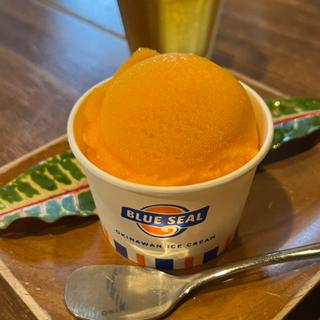 BLUE SEAL アイス (マンゴー)