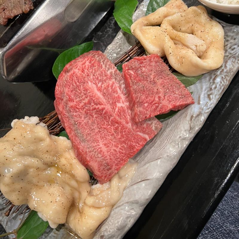 ホルモン盛り合わせ(焼肉金城 石垣島大川店)