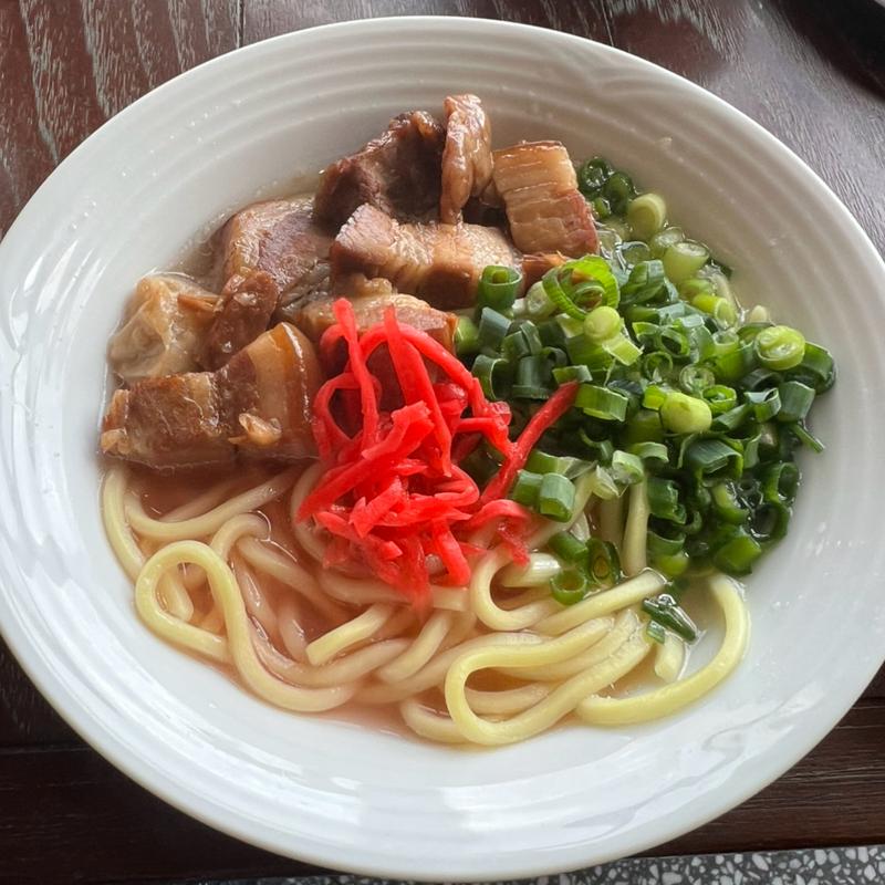 ソーキそば(琉球新天地)