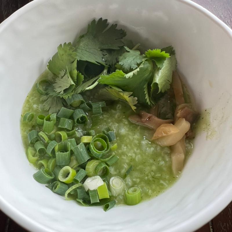 パクチー雑炊(琉球新天地)