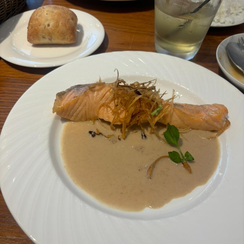 サーモンのグリル(コワーキングスペース Katsuki Cafe 東京京橋店)