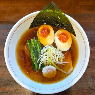 醤油らーめん 半熟味玉(麺処 ほんだ)