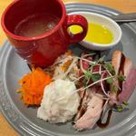 三種のデリランチプレート メインプレート