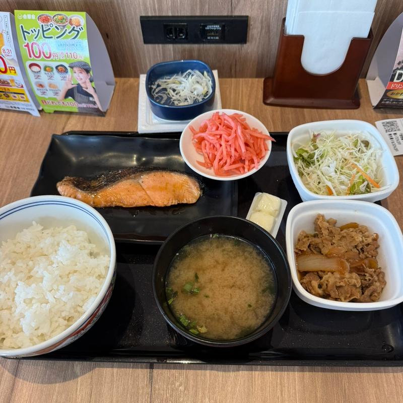 焼魚牛小鉢定食　納豆(吉野家 草加柳島店)