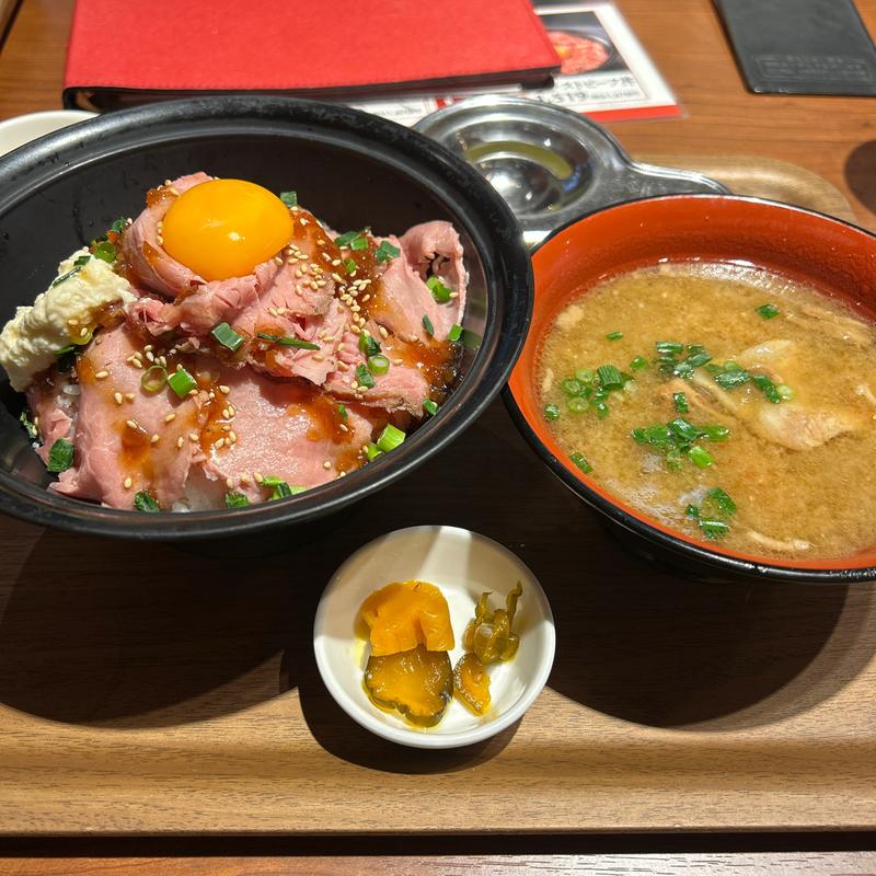 ローストビーフ丼　北海道産わさびソース(ローストビーフとハンバーグ YOSHIMI)