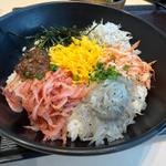 しらすづくし丼