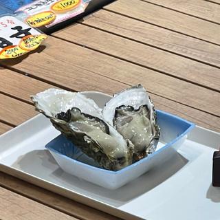 生牡蠣2個