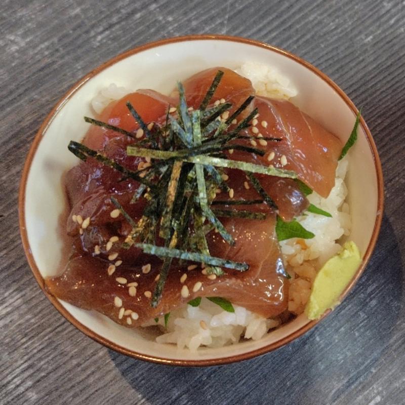 漬けまぐろ丼(弁慶)