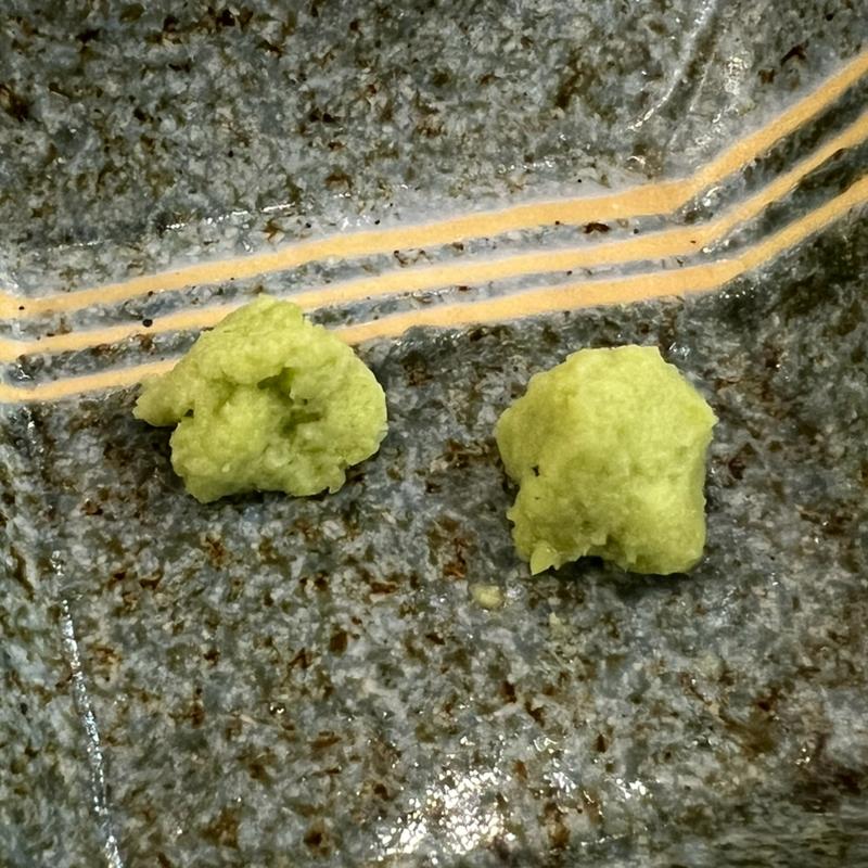 本わさび　鮫皮　金物　味比べ(鮨 やま乃)