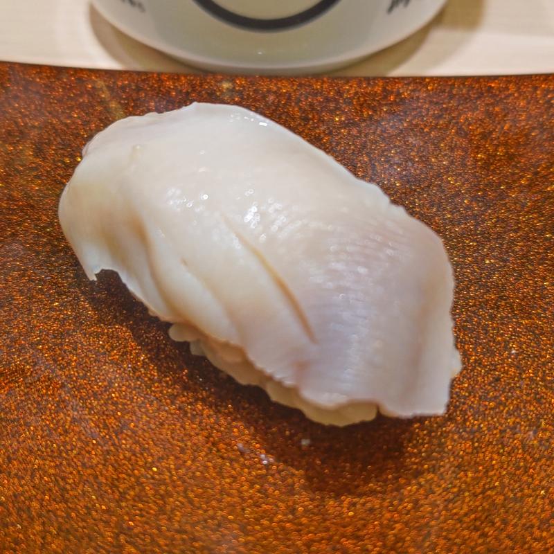 ほっき貝(すしみさき トツカーナモール店)