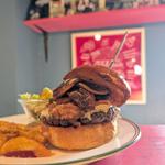 フルーツベーコンジャムバーガー(S.B. DINER KOBE)