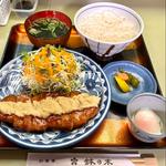 生姜焼き定食(鉢の木 )