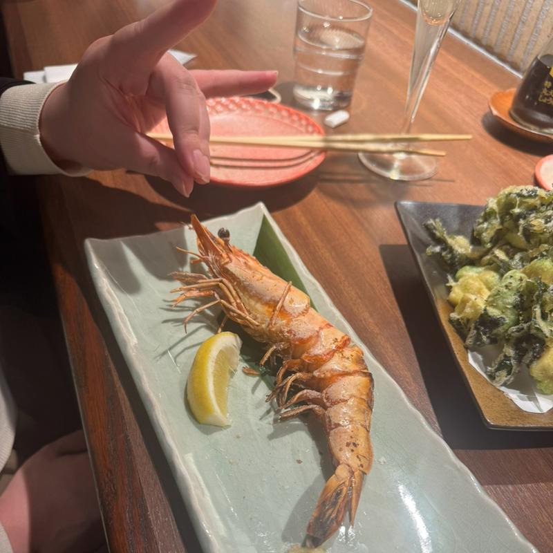 炉ばた名物大海老原始焼き(俺の炉ばた 新宿)