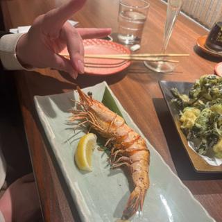 炉ばた名物大海老原始焼き(俺の炉ばた 新宿)