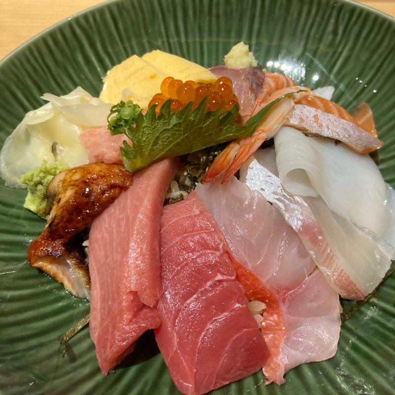 海鮮丼(鮨 波奈本店 別邸)